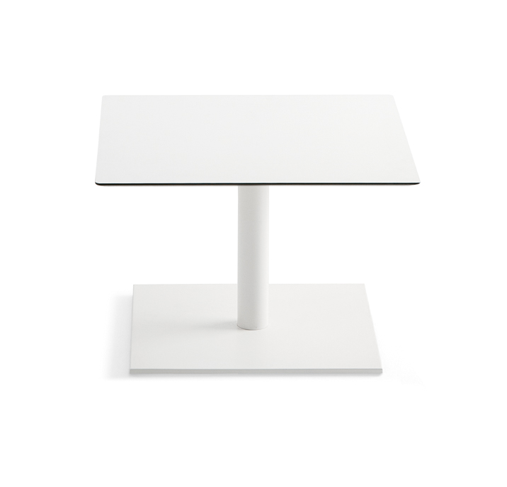 Tisch Kaleox, Basisversion; <br>quadratische Tischplatte 60 x 60 cm, weiß; <br>Gestell weiß lackiert; Tischhöhe 40 cm